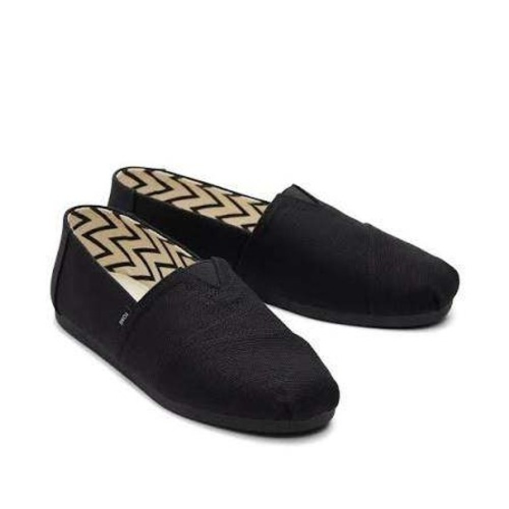 225. The Alpargata Black Recycled Cotton Canvas Size 9 Cute